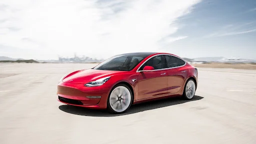 Tesla Model 3 वॉलपेपर डाउनलोड करें – 4K HD कार वॉलपेपर - Screenshot 8